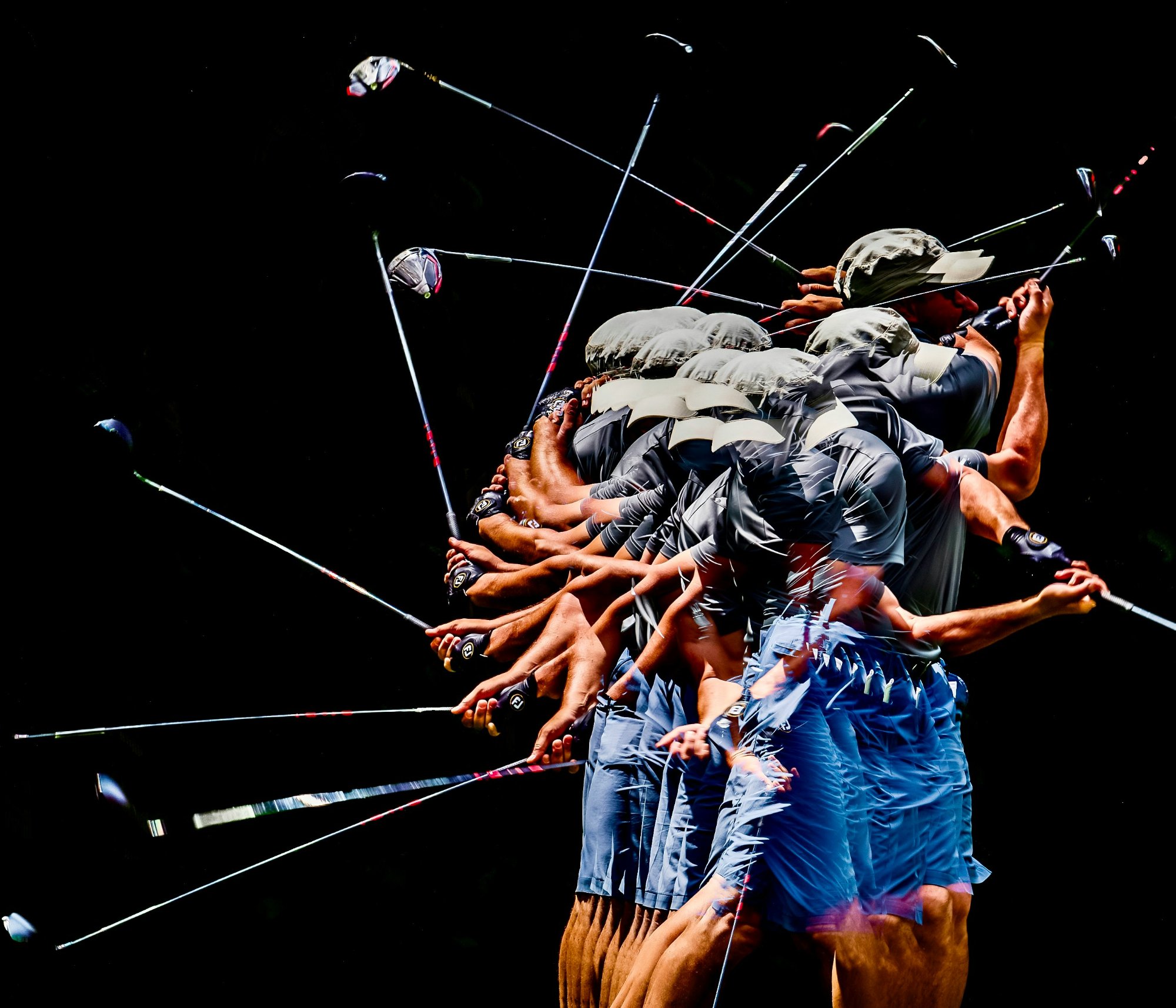 Golf swing analysis multiple exposure